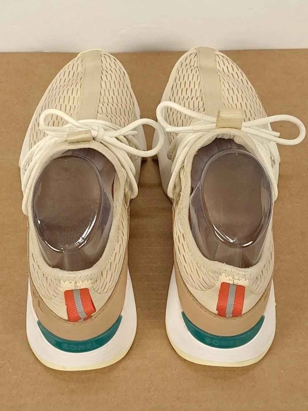 Sorel Kinetic Impact II Lace Sneakers Women 9.5 Cream White Tan Shoes NL4953-165